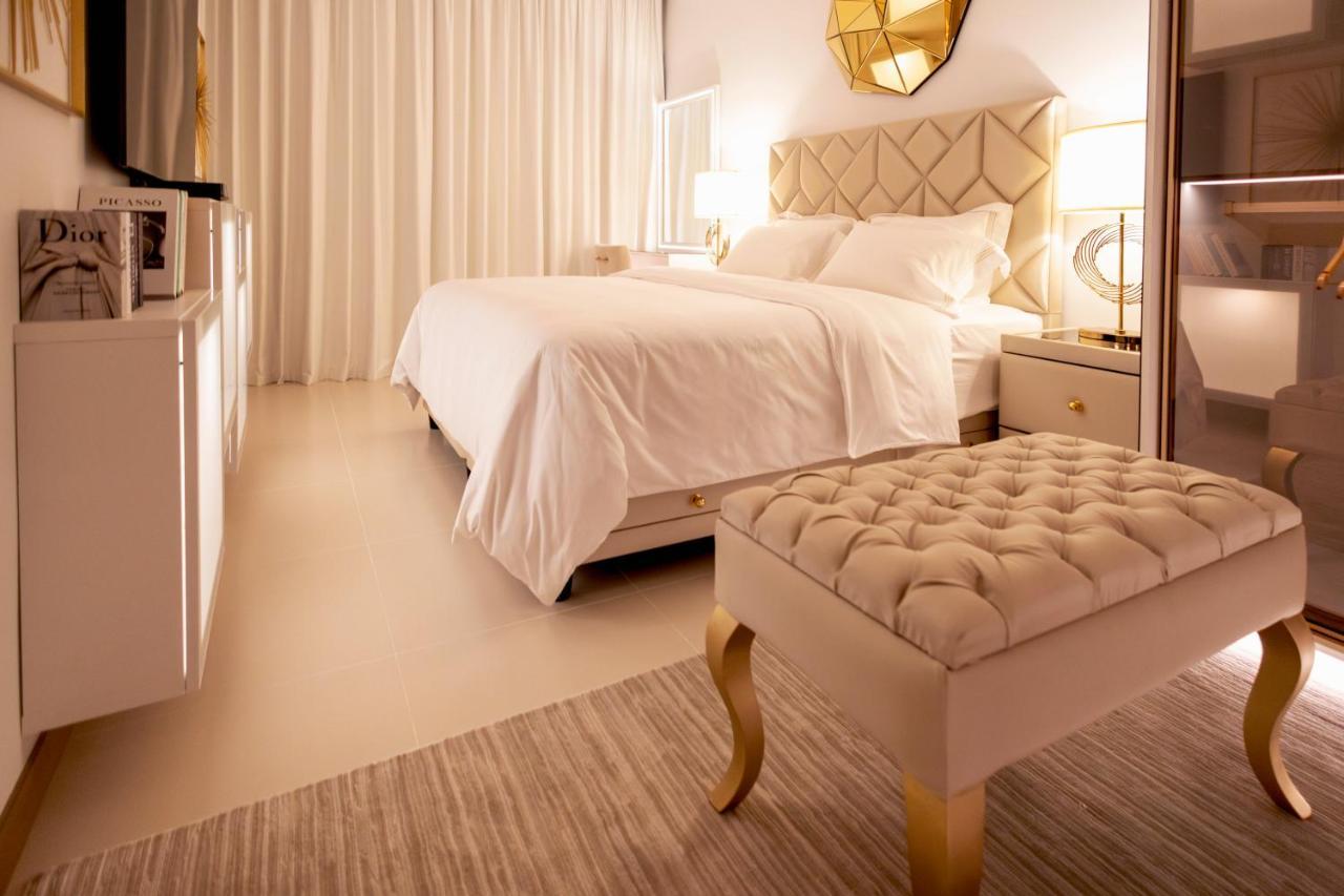 Vida Marina & Yacht Club , And Residences , Luxurious 2br Appartamento *