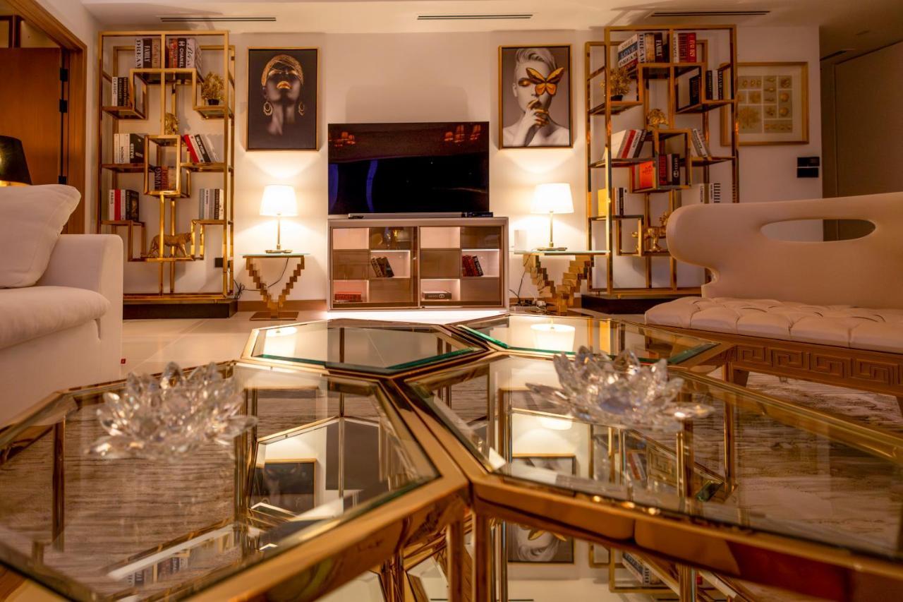 Appartamento Vida Marina & Yacht Club , And Residences , Luxurious 2br *