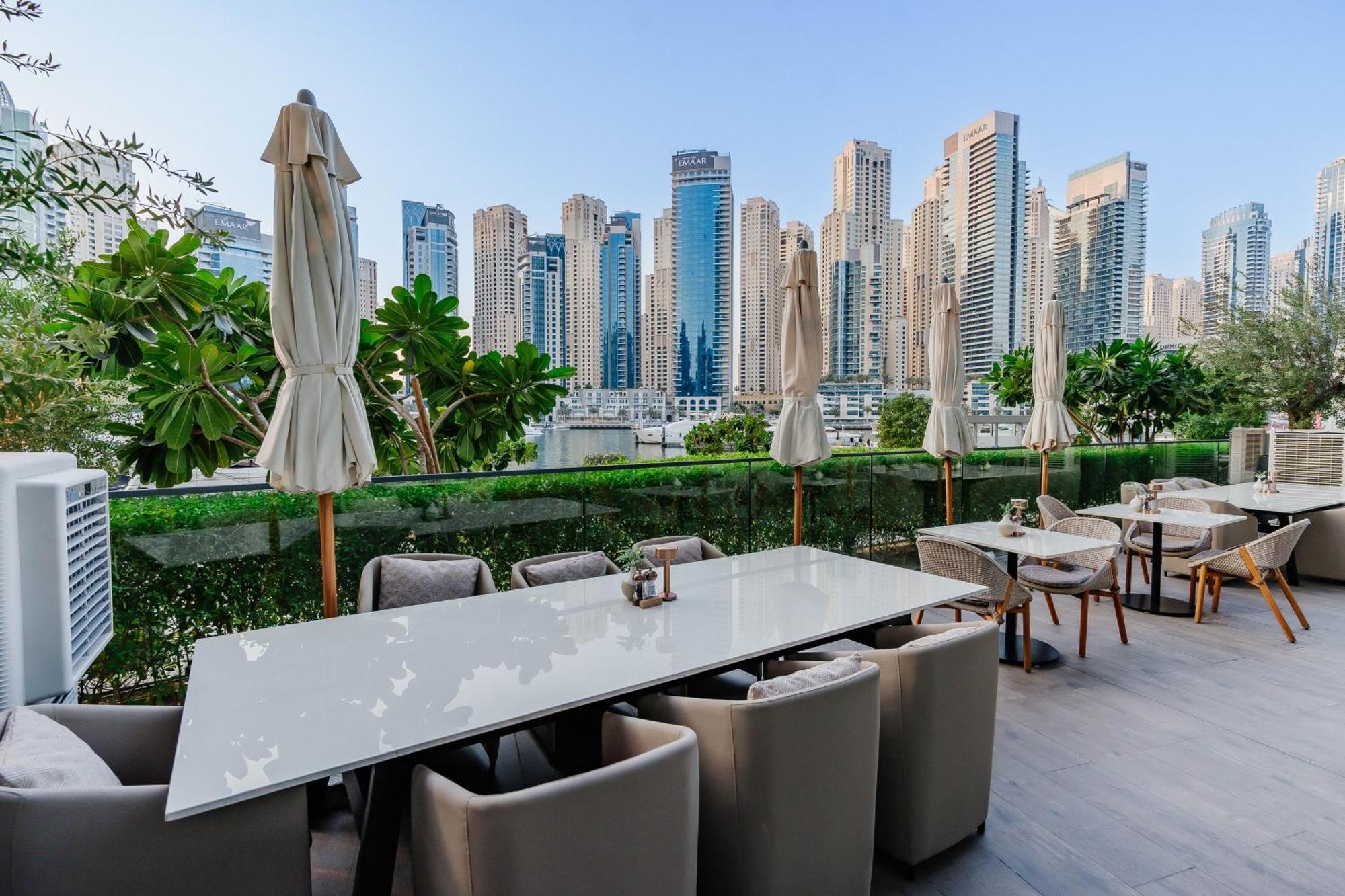 Vida Marina & Yacht Club , And Residences , Luxurious 2br Appartamento