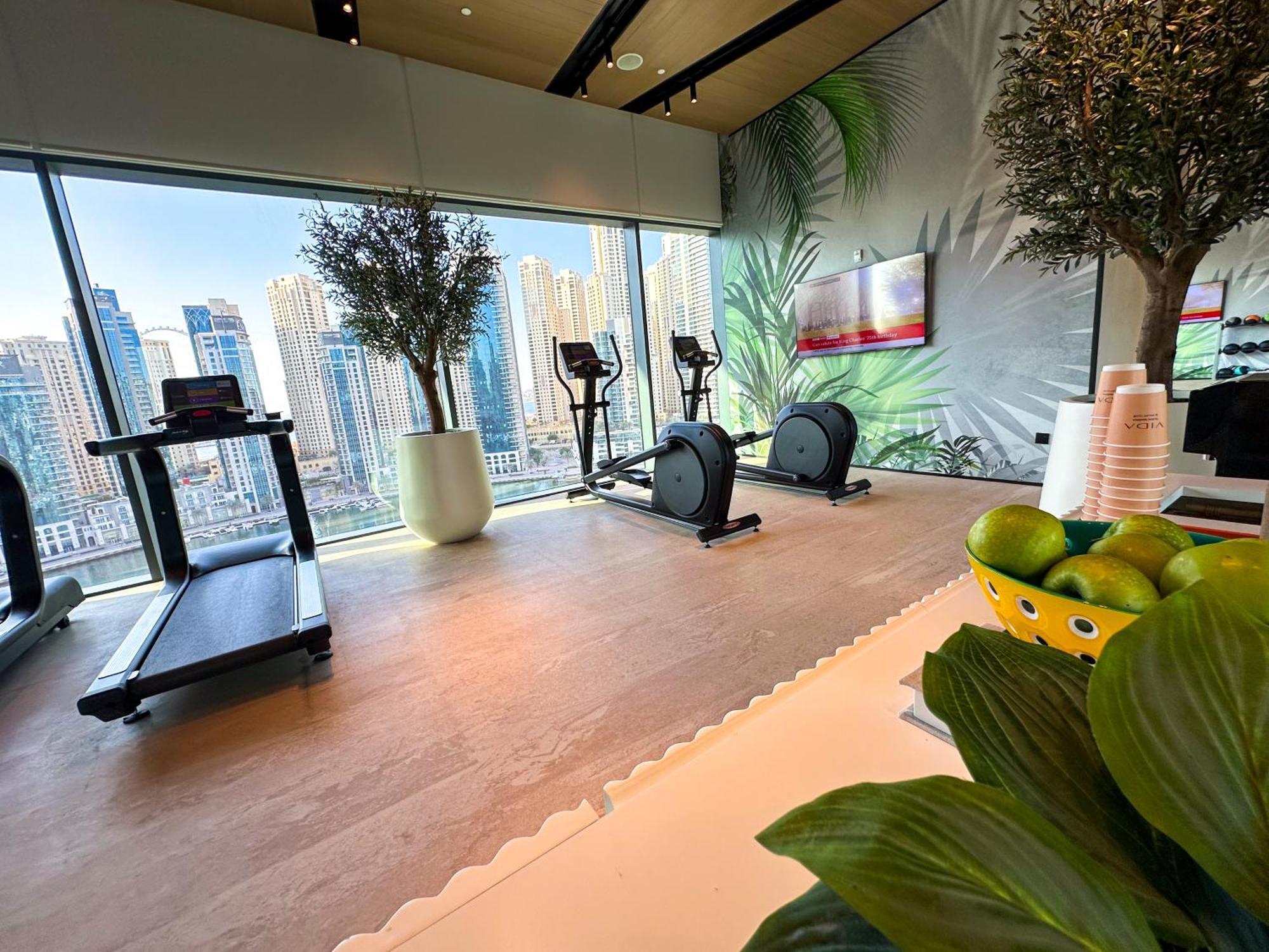 Апартаменти Vida Marina & Yacht Club , And Residences , Luxurious 2br *